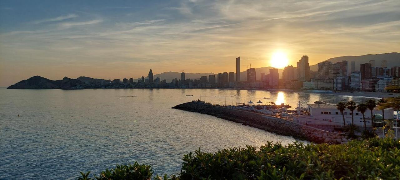 Best View - Welcome Penthouse Apartamentos Karola Бенидорм Екстериор снимка